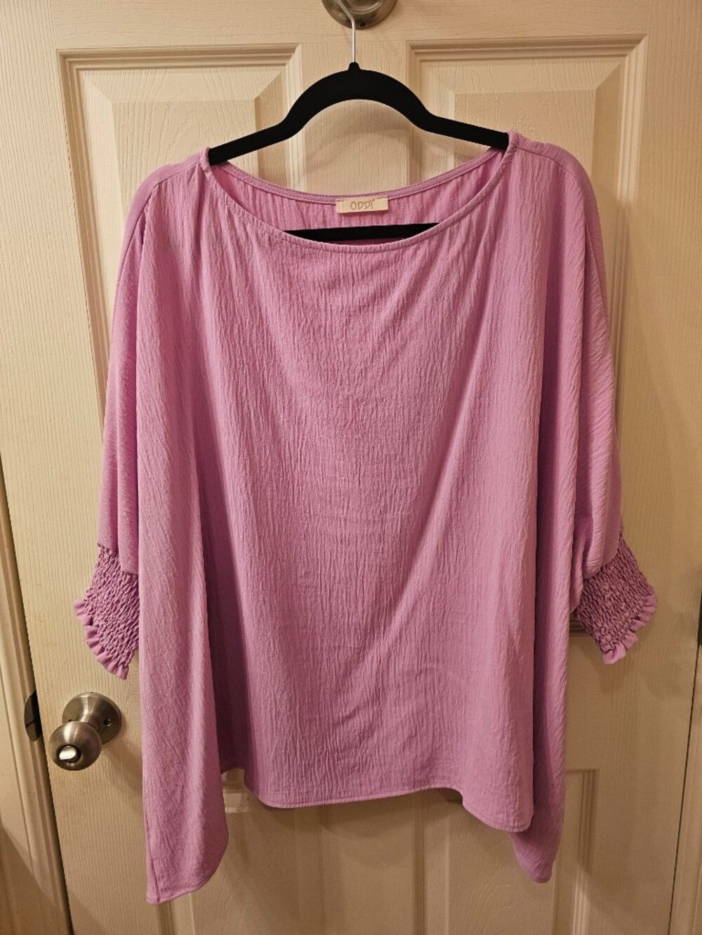 NWOT Oddy Small Pink Lilac Oversized Blouse w / Elastic Cuffs